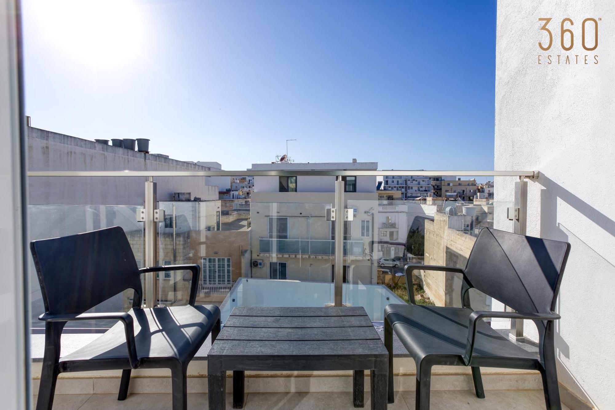 The Swieqi Poolside Suites Is-Swieqi Exteriér fotografie