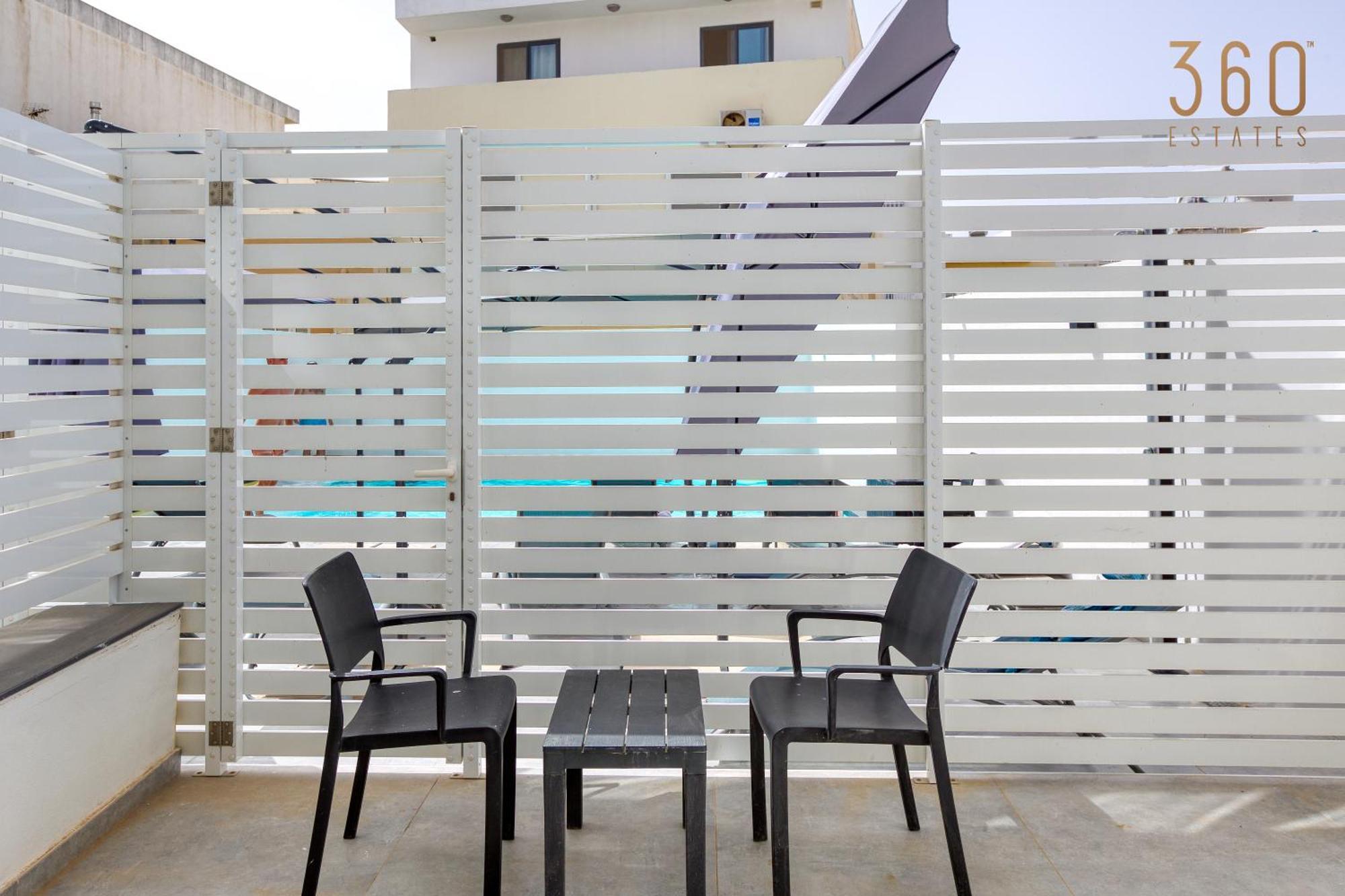 The Swieqi Poolside Suites Is-Swieqi Exteriér fotografie